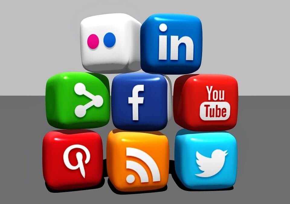 Why Business Owners and Executives Should Be On Social Media