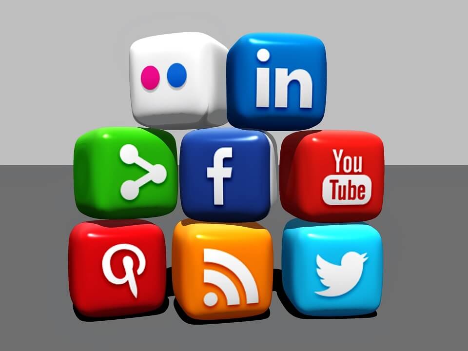 Why Business Owners and Executives Should Be On Social Media